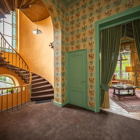 Frühstückspension Leyselebeke Castle 4*