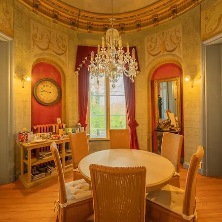 Leyselebeke Castle